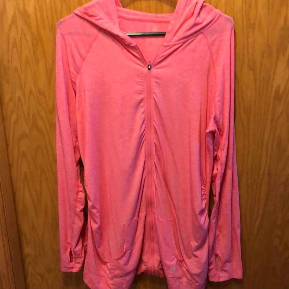 Gap fit pink zip up maternity shirt